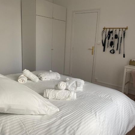Escapade Romantique: Sauna Et Moments De Plaisir Rouen Kültér fotó